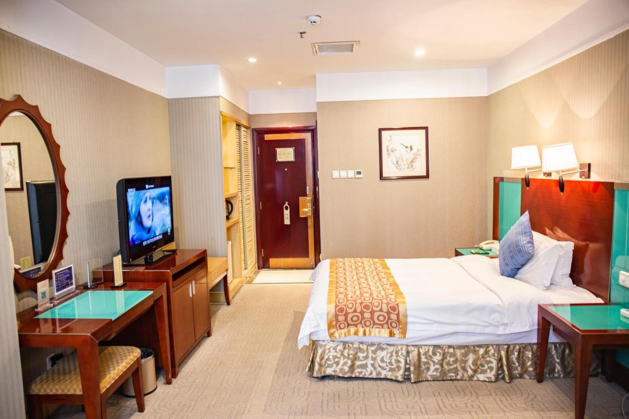 Uiles Hotel Hohhot Exterior photo