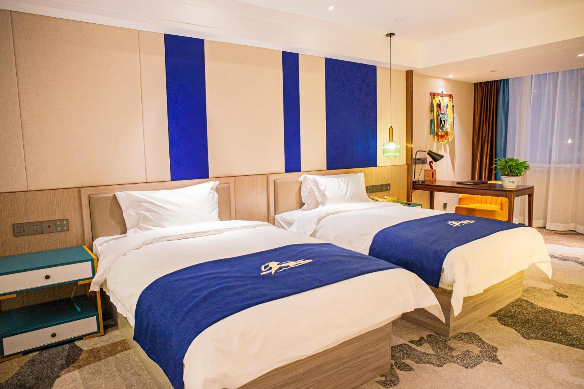 Uiles Hotel Hohhot Exterior photo