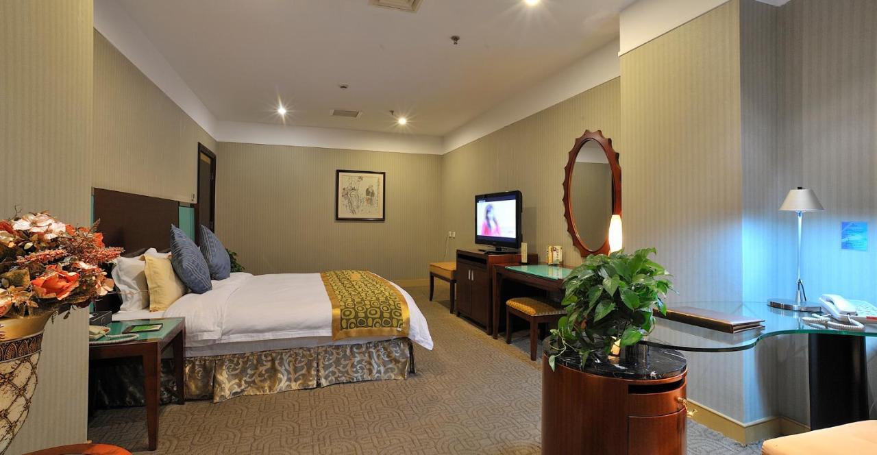 Uiles Hotel Hohhot Exterior photo
